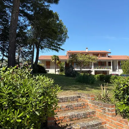 Countryshore Apartman *